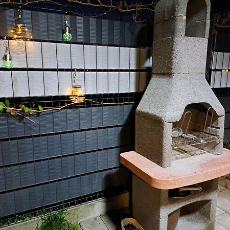 Maly Apartamencik Teo Rewal Dış mekan fotoğraf