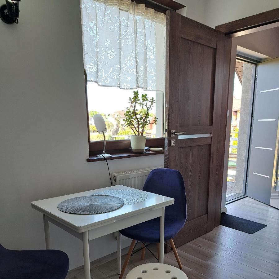 Maly Apartamencik Teo Rewal Dış mekan fotoğraf